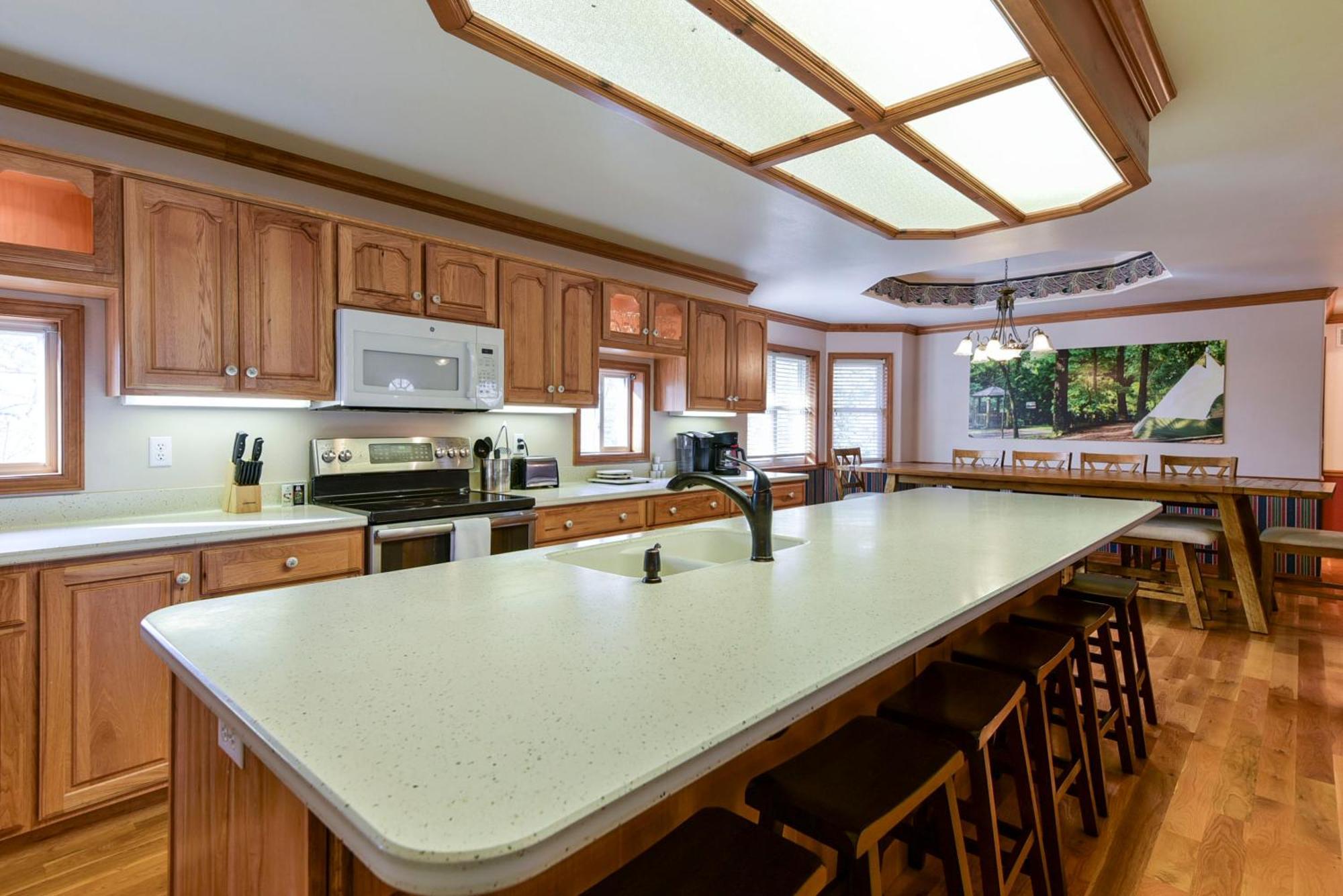 5 Bedroom Vacation Home Next To Silver Dollar City Branson Eksteriør billede