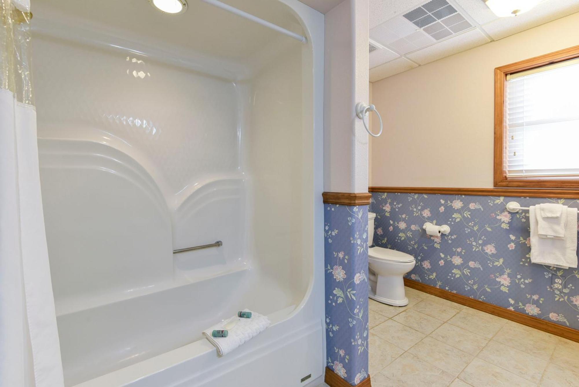 5 Bedroom Vacation Home Next To Silver Dollar City Branson Eksteriør billede